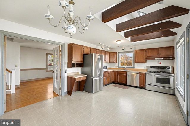 1413 WINCHESTER ST, Fredericksburg, VA 22401