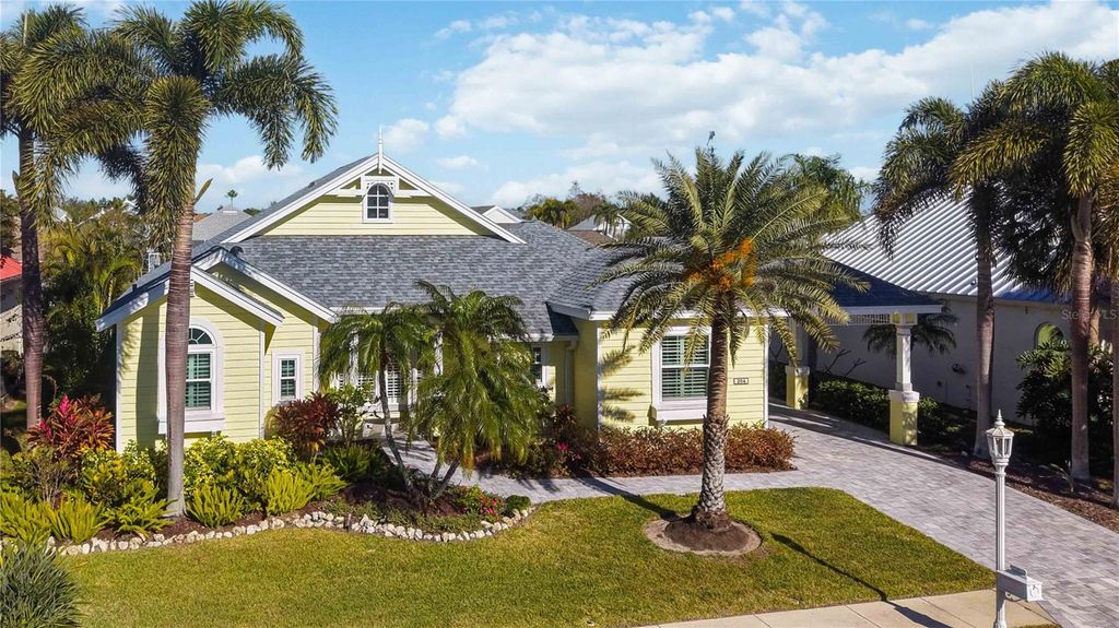 Image 2 of property listing at 204 AMERICAS CUP BOULEVARD, Bradenton, FL 34208