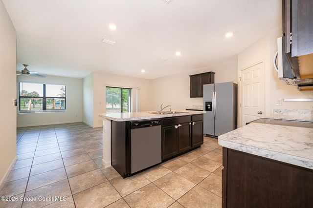 3492 Indian River Parkway, Mims, FL 32754