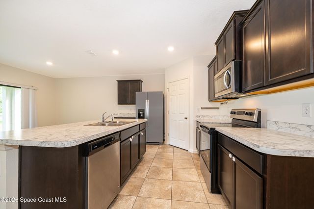 3492 Indian River Parkway, Mims, FL 32754