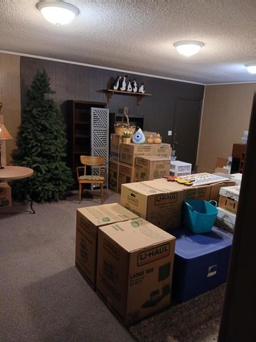 2817 Darrow Avenue, Klamath Falls, OR 97603