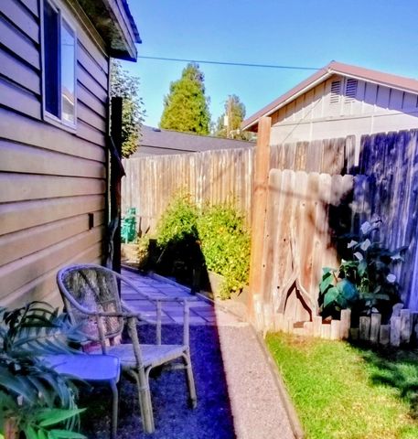 2817 Darrow Avenue, Klamath Falls, OR 97603