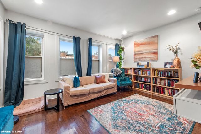 1621 N Mcvicker Avenue 2, Chicago, IL 60639