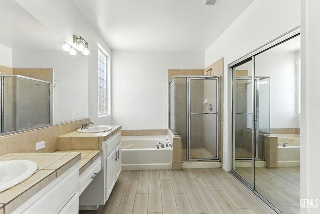 14616 Tralee Drive, Bakersfield, CA 93314