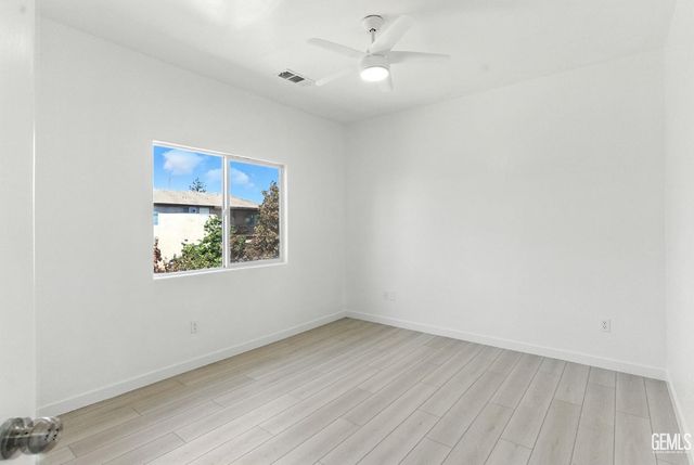 14616 Tralee Drive, Bakersfield, CA 93314