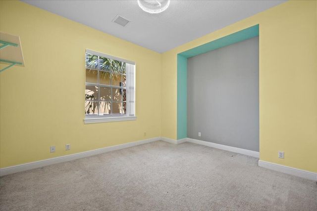 133 Sugarberry Drive, Jupiter, FL 33458