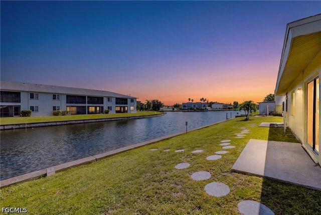 1245 SE 8th ST 103, Cape Coral, FL 33990