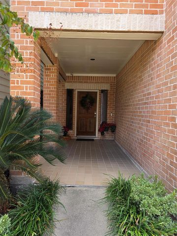 3574 Link Valley Drive, Houston, TX 77025