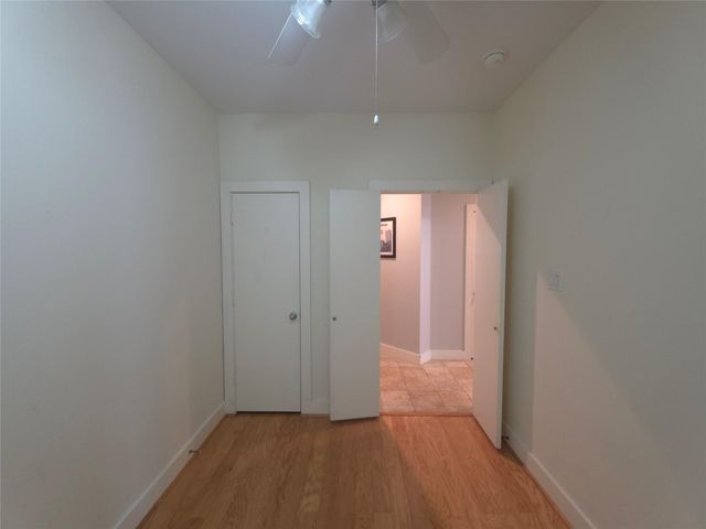 3574 Link Valley Drive, Houston, TX 77025