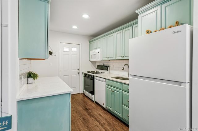 48 Tennessee Avenue, Long Beach, NY 11561