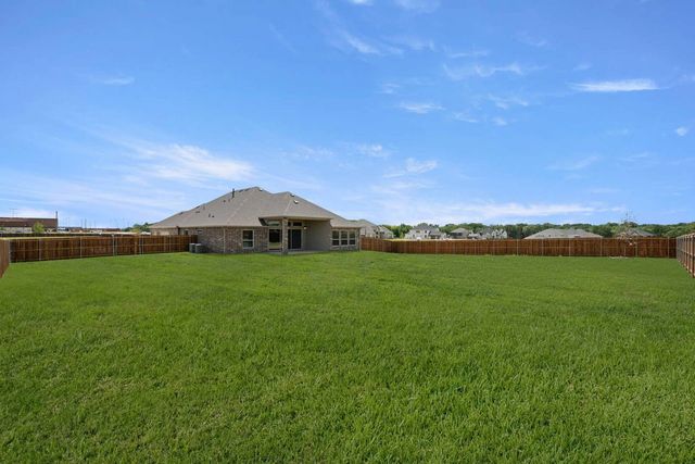 221 Penrose Drive, Ovilla, TX 75154