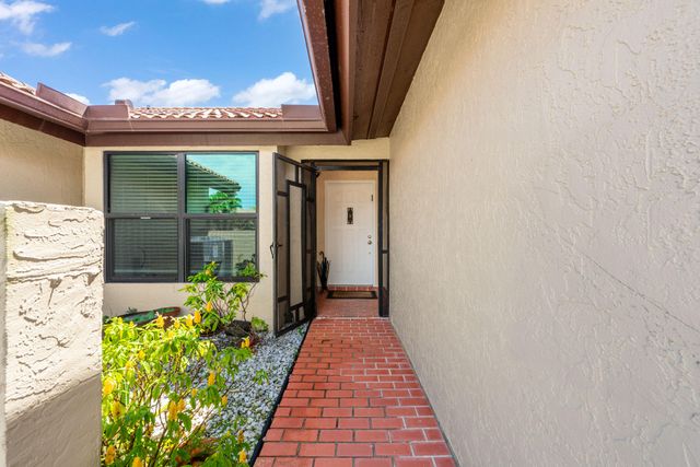 8216 Waterline Drive, Boynton Beach, FL 33472