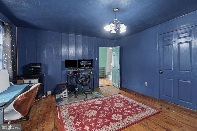 226 E KING ST, Shippensburg, PA 17257