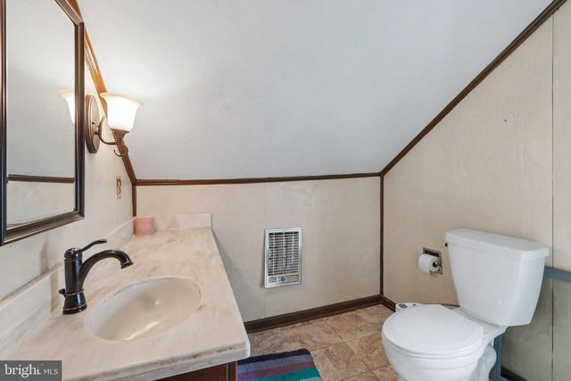 226 E KING ST, Shippensburg, PA 17257