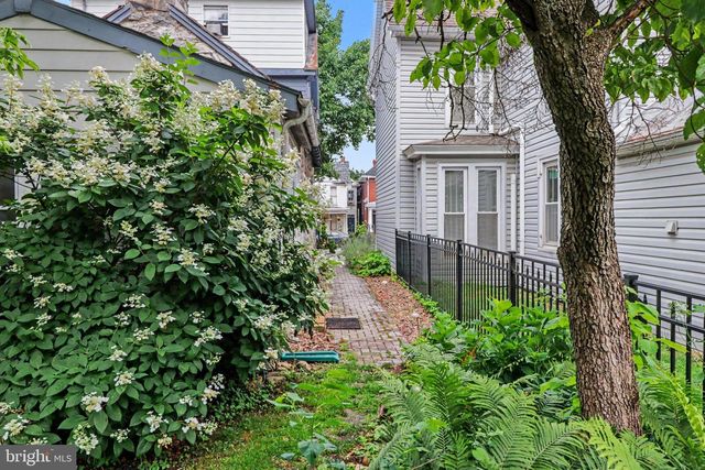 226 E KING ST, Shippensburg, PA 17257