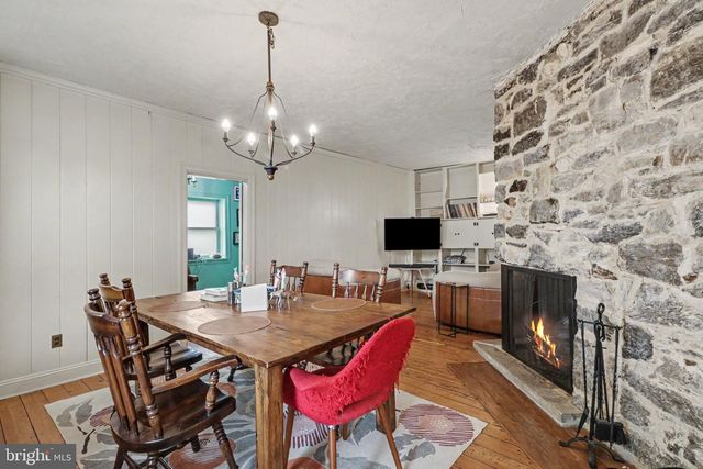 226 E KING ST, Shippensburg, PA 17257