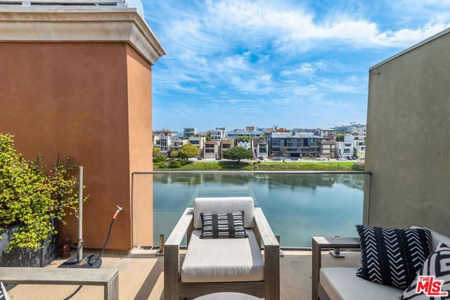 6400 Pacific Avenue 306, Playa Del Rey (los Angeles), CA 90293