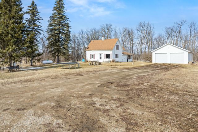 22845 NE Pickerel Lake Road, Detroit Lakes, MN 56501