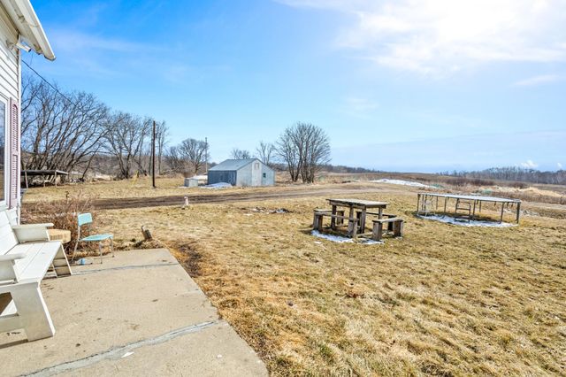 22845 NE Pickerel Lake Road, Detroit Lakes, MN 56501