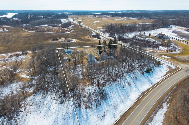 22845 NE Pickerel Lake Road, Detroit Lakes, MN 56501