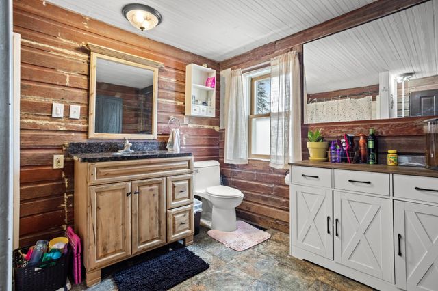 22845 NE Pickerel Lake Road, Detroit Lakes, MN 56501