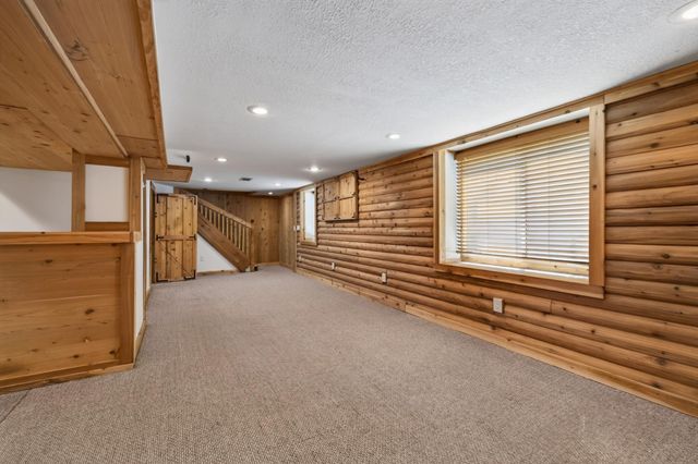 1498 Hazelwood Street, Saint Paul, MN 55106