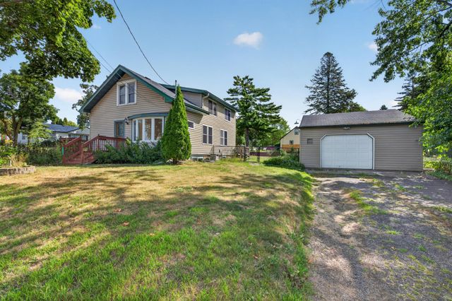 1498 Hazelwood Street, Saint Paul, MN 55106