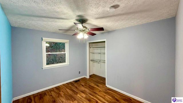 42 Tarnwood Drive, Brandenburg, KY 40108