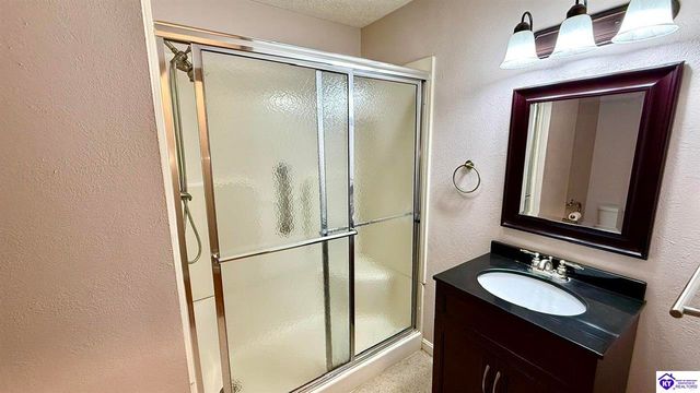 42 Tarnwood Drive, Brandenburg, KY 40108