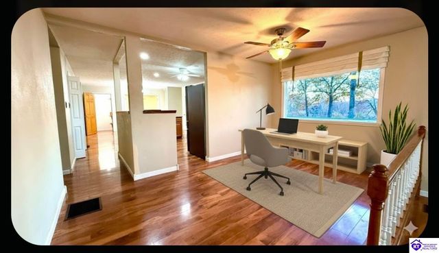 42 Tarnwood Drive, Brandenburg, KY 40108