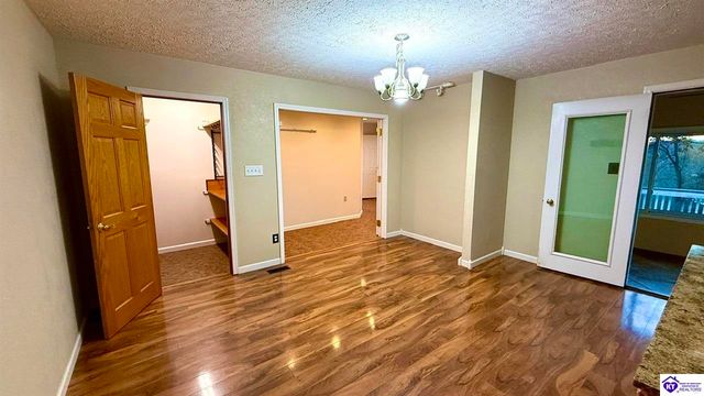 42 Tarnwood Drive, Brandenburg, KY 40108