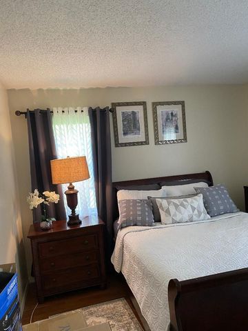 448 NE 210th Circle Terrace 6-B102, Miami, FL 33179