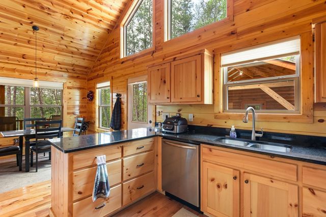 194 Woodcrest Drive, Murphy, NC 28906