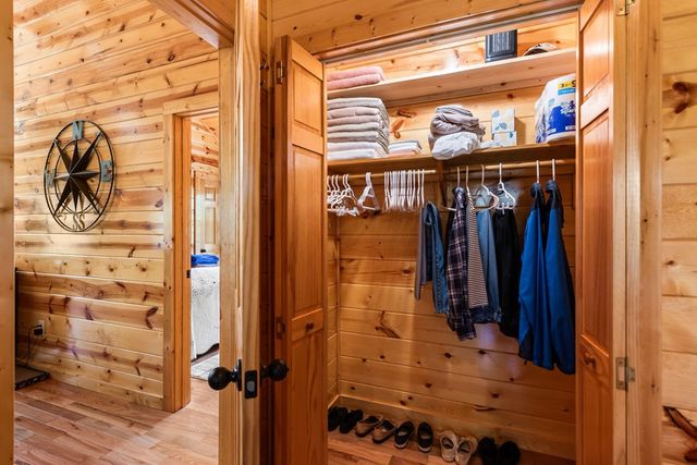 194 Woodcrest Drive, Murphy, NC 28906