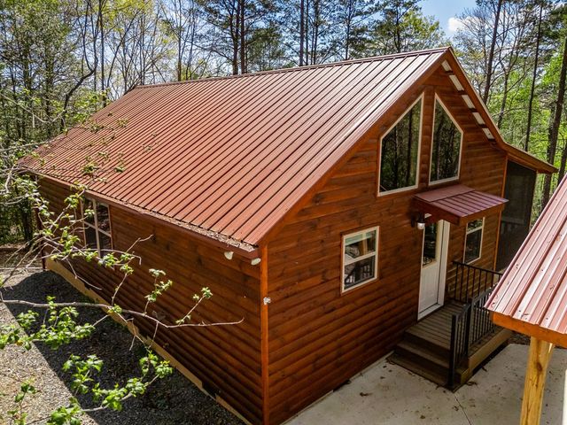 194 Woodcrest Drive, Murphy, NC 28906