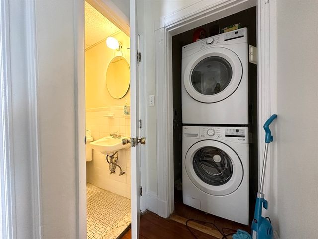 46 Dana St B, Cambridge, MA 02138