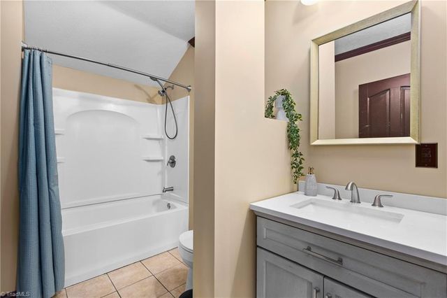 1608 Asbury Church Road, Hamptonville, NC 27020