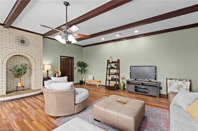 1608 Asbury Church Road, Hamptonville, NC 27020