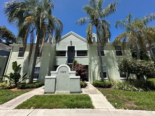 1020 Crystal Way E, Delray Beach, FL 33444