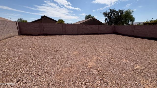 16077 W Larkspur Drive, Goodyear, AZ 85338