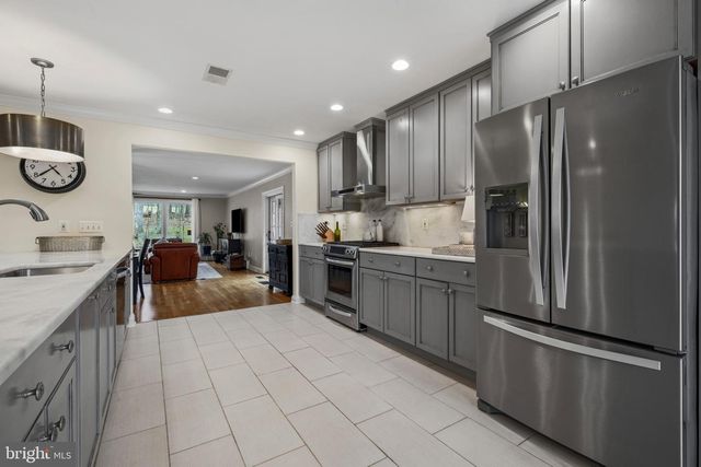 14111 LONGNECKER RD, Glyndon, MD 21071