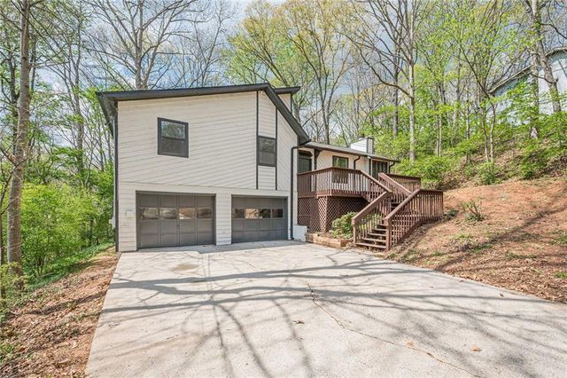 221 Little Brook Lane, Woodstock, GA 30188