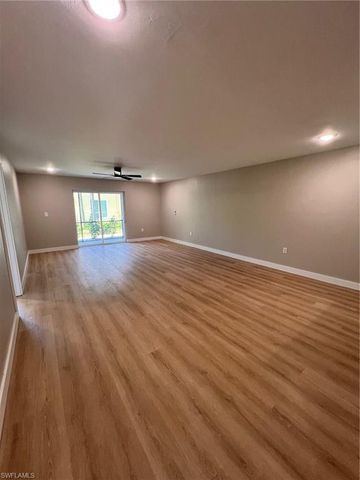 4102 SE 19th PL 11, Cape Coral, FL 33904