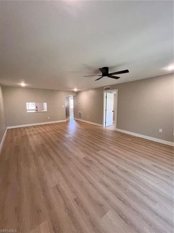 4102 SE 19th PL 11, Cape Coral, FL 33904