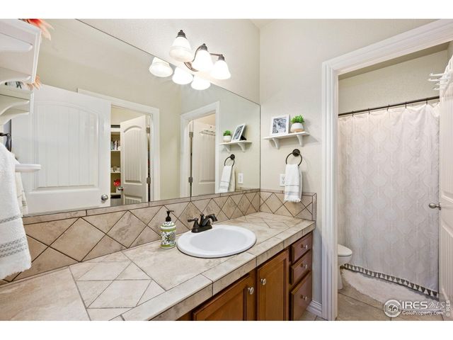 1999 Bayfront Dr, Windsor, CO 80550