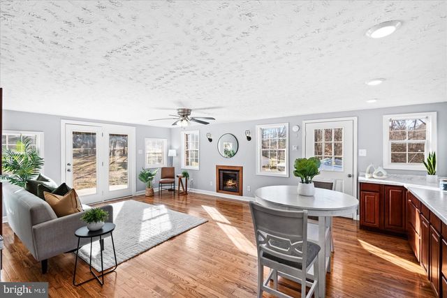 27 TRUSLOW RD, Fredericksburg, VA 22405