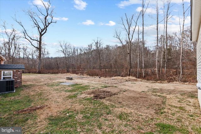 27 TRUSLOW RD, Fredericksburg, VA 22405