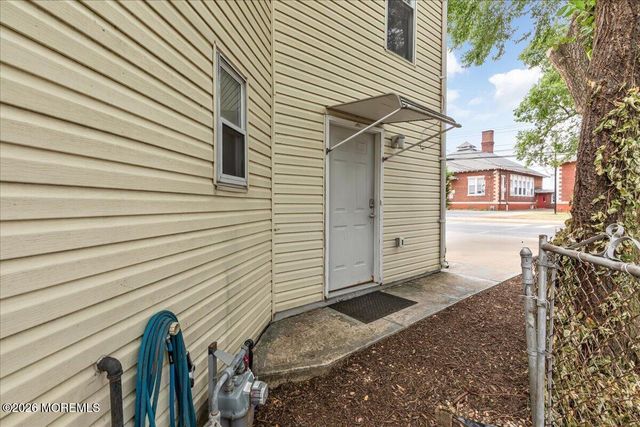 109 Poole Avenue, Union Beach, NJ 07735