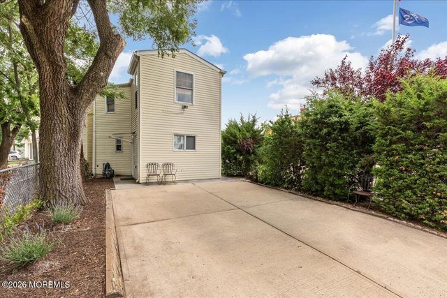 109 Poole Avenue, Union Beach, NJ 07735