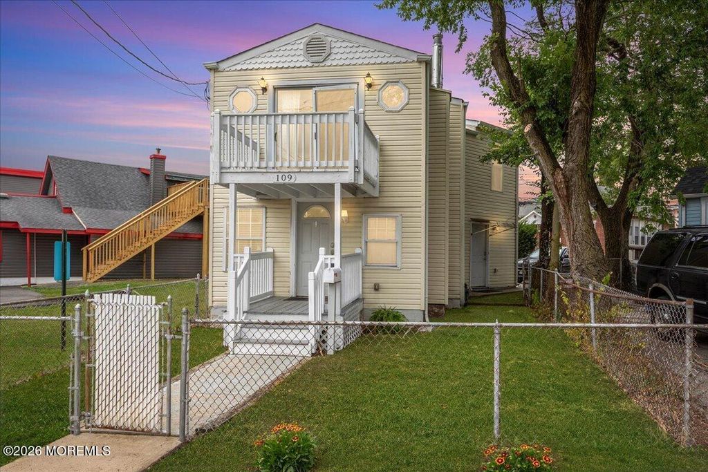 109 Poole Avenue, Union Beach, NJ 07735